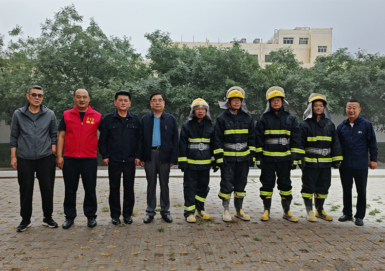 物業(yè)公司開(kāi)展消防演練保障高層消防安全